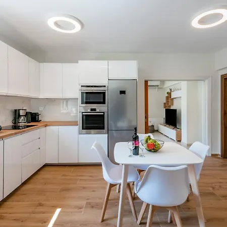 Apartamento Flower Veranda 1st Floor App