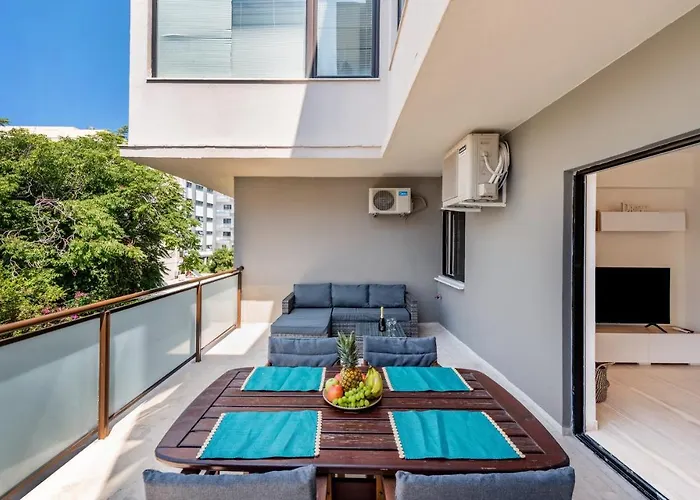 Flower Veranda 1st Floor App 아파트 *