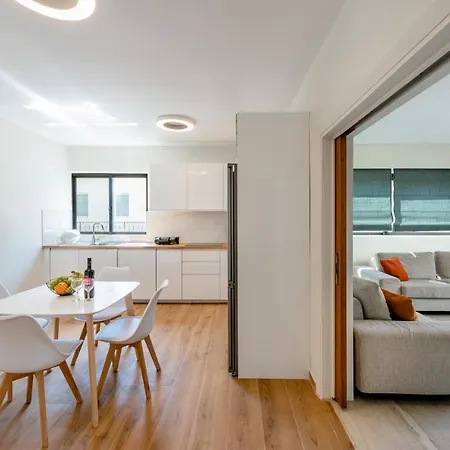 Flower Veranda 1st Floor App עיר רודוס