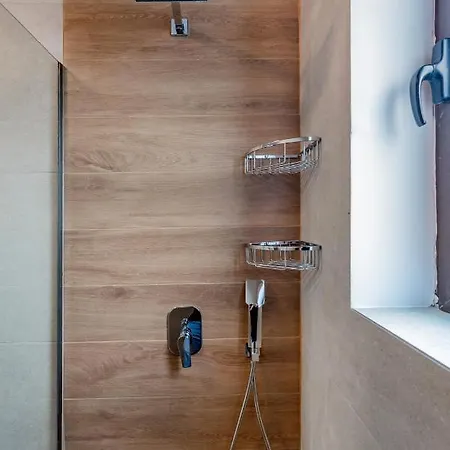 Flower Veranda 1st Floor App עיר רודוס